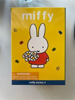 Miffy Series 4 Figurine Box